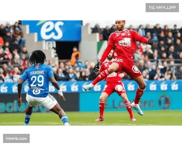 从赛季初的弱势到如今的利器，深度报道布雷斯特定位球战术的进化之路